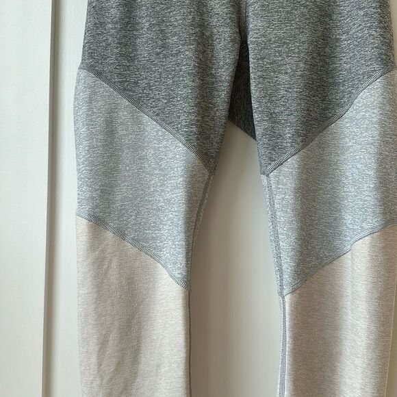 Outdoor Voices Springs 7/8 Legging Size Small Color block Grey Athletic Yoga - Picture 4 of 7
